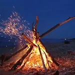 Mereaeaere Glamping Ja Rannamaja