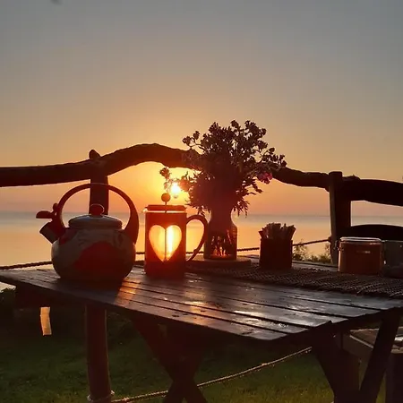 Luxuszelt Mereaeaere Glamping Ja Rannamaja Liimala