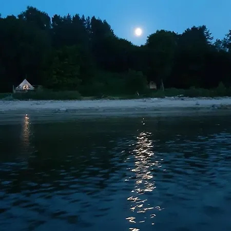 Mereaeaere Glamping Ja Rannamaja