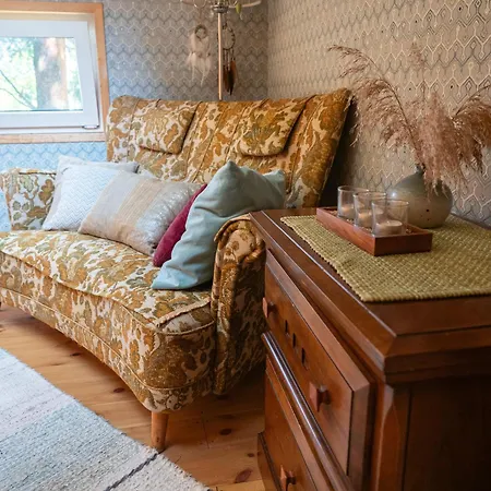 Luxury tent Mereaeaere Glamping Ja Rannamaja *