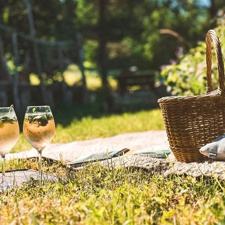 Mereaeaere Glamping Ja Rannamaja