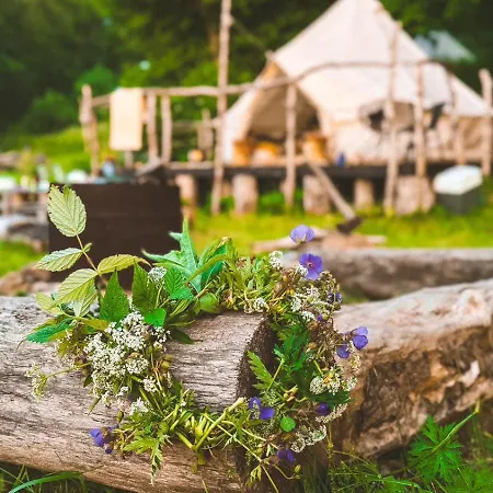 Mereaeaere Glamping Ja Rannamaja Luxury tent Liimala